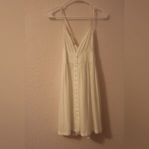 White XS sundress. Brand is ROXY.